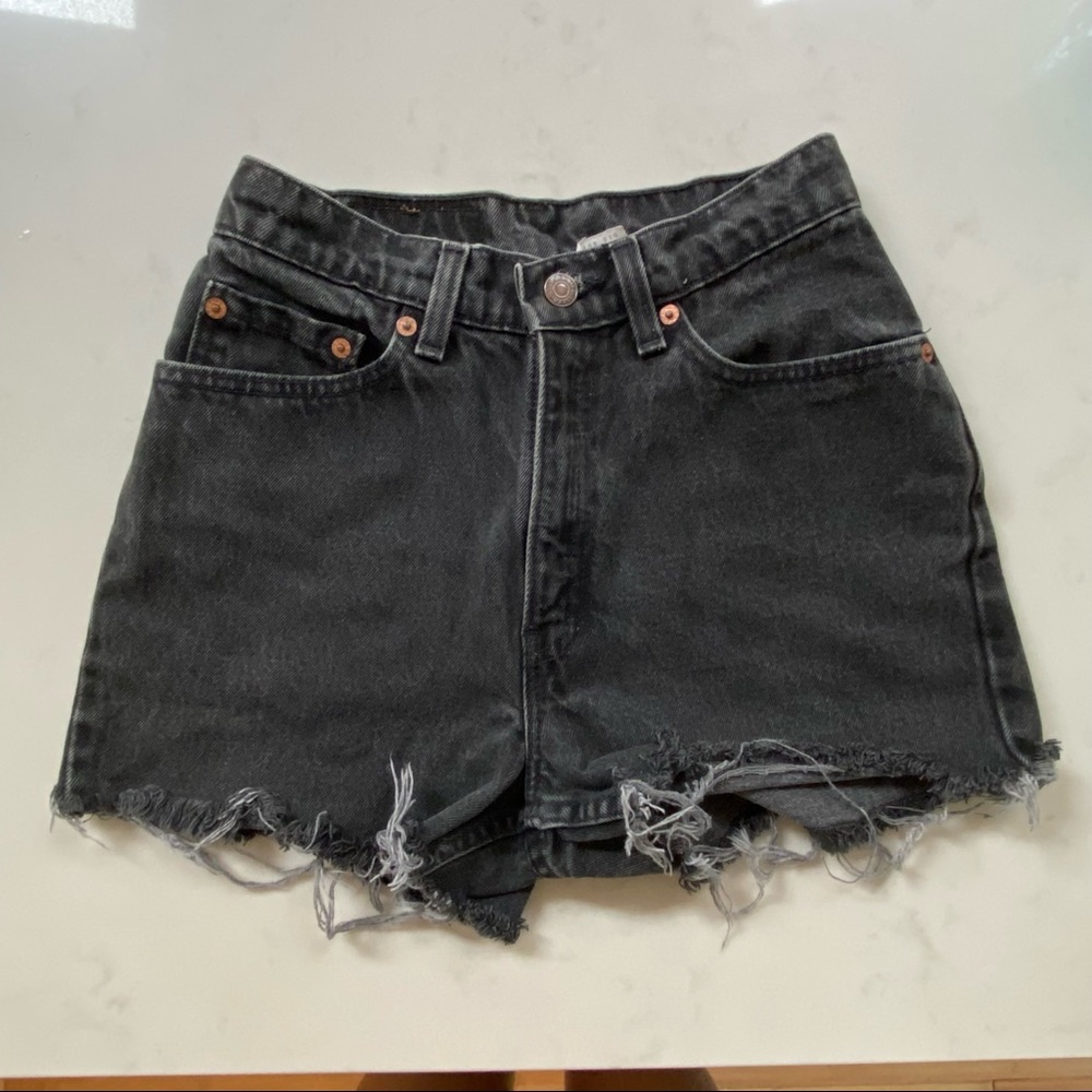 VINTAGE LEVIS 512 GREY SHORTS
